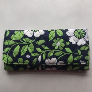 VERA BRADLEY Wallet in Lucky You - Retired